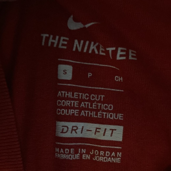 Nike graphic tee - Picture 3 of 3
